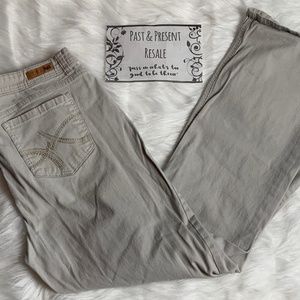 lei Pants - Lei Sophia Hipster Flare Khakis Size 17 Regular lei Pants - Lei Sophia Hipster Flare Khakis Size 17 Regular